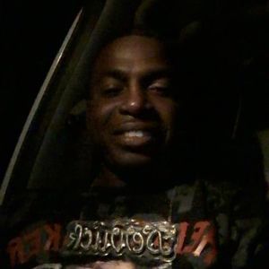 Meet your Posher, Derrick